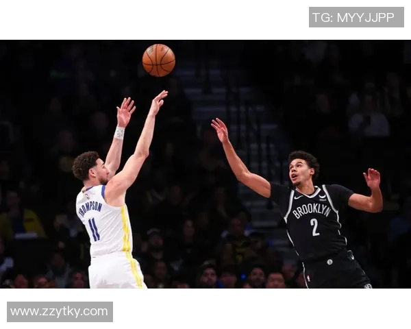 成都篮球队在杯赛中的强劲表现与战术解析 成都篮球队在杯赛中的强劲表现与战术解析